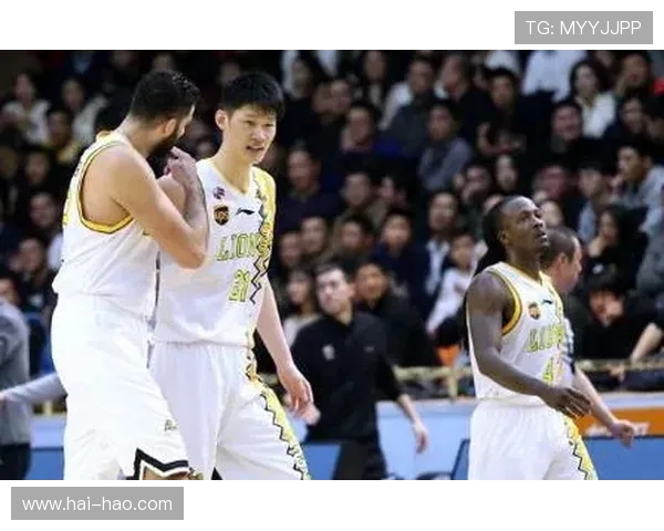 南京街舞队在世界攀岩锦标赛中以77分领跑积分榜展现强劲实力