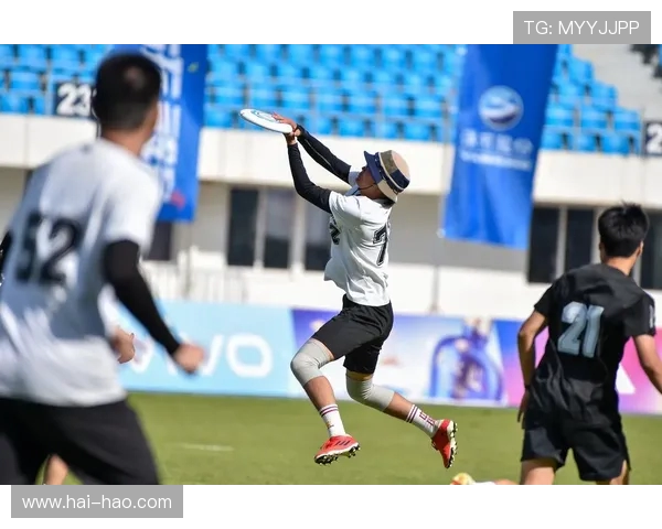 杭州飞盘队与南京飞盘队赛后复盘分析力量对比与战术探讨