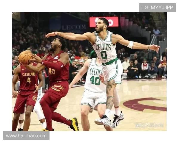 凯尔特人主场迎战骑士争夺东部季后赛关键胜利的精彩对决