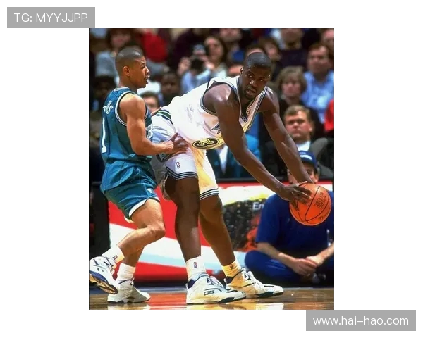 马尚布鲁克斯：从篮球场上的巨星到生活中的励志典范