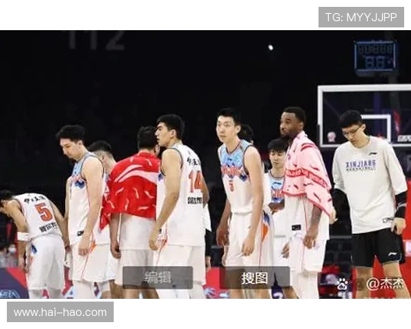 成都篮球队在冠军赛中的默契配合与战术执行分析